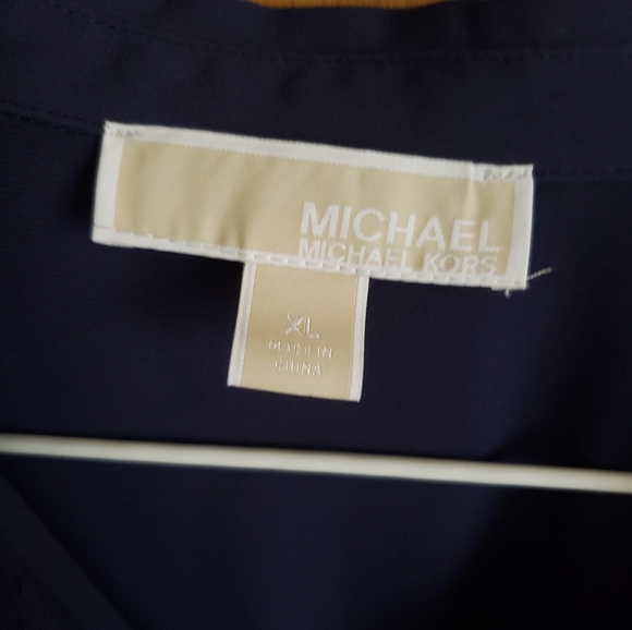 👚 Micheal Michael Kors Button Down Blouse 👚 - Picture 4 of 6